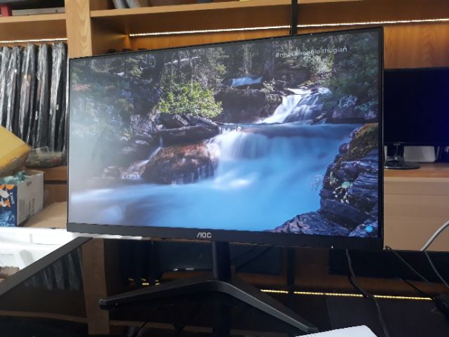 [Mã ELCL05 giảm 5% đơn 500K] MÀN HÌNH AOC 22 INCH PHUN VIỀN CÓ HDMI | BigBuy360 - bigbuy360.vn