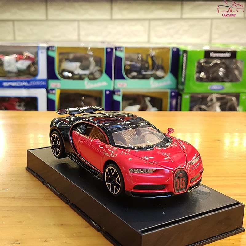Xe mô hình sắt siêu xe Bugatti Chiron tỉ lệ 1:32 màu đỏ đen