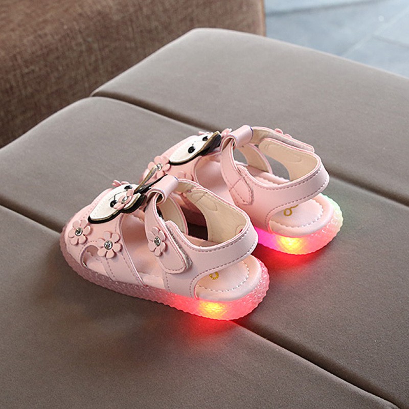 Giày Sandal Có Đèn Led Chống Trượt Cho Bé