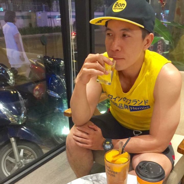 Thai Aichi Chuyên Bán Hàng Mỹ