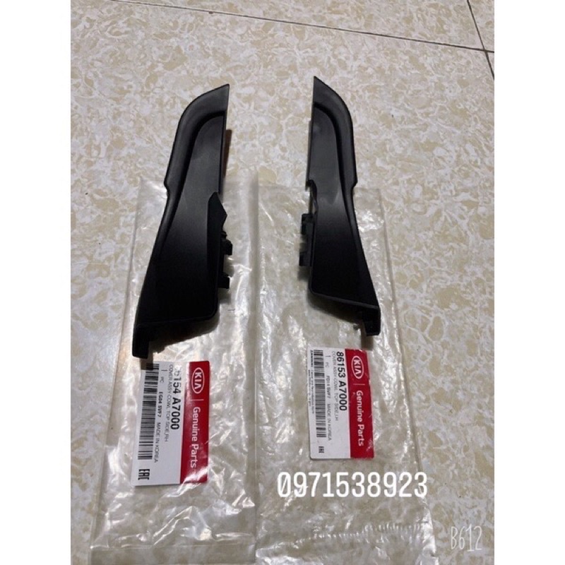 Ốp nhựa chân kính chắn gió trái & phải kia K3 CARETO xịn chính hãng 86154A7000