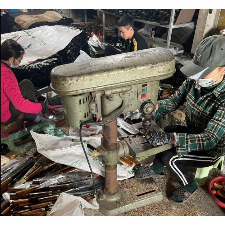 Dao Thái Bản Chuẩn Nhíp Trắng