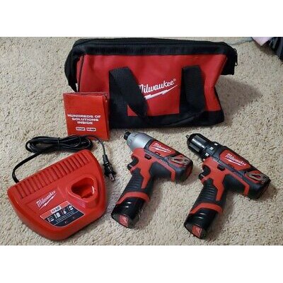 BN. Combo máy khoan và bắt vít Milwaukee M12 2494-22.