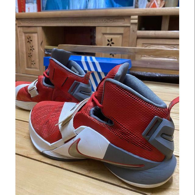 Giày bóng rổ Nike Lebron Soldier 9 size 42