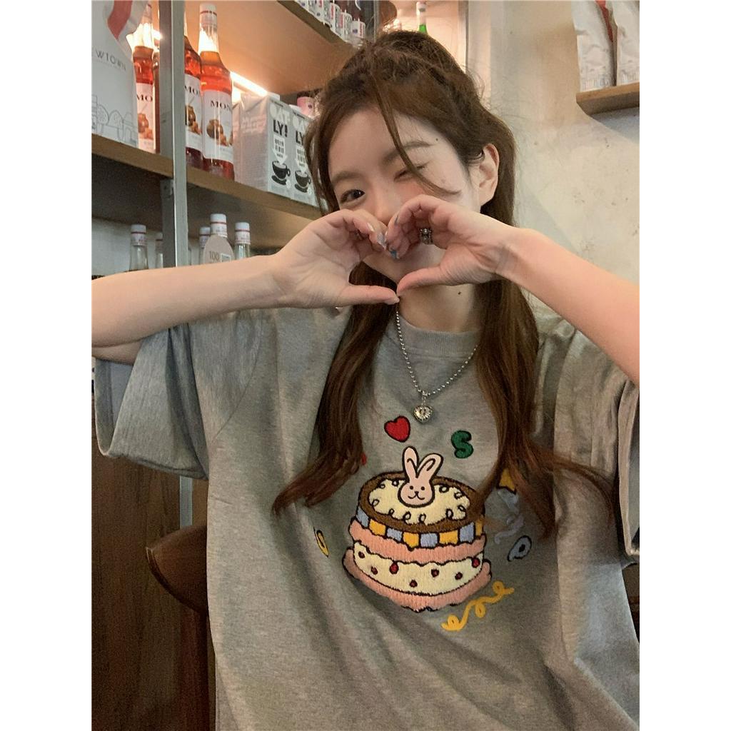 Áo Thun Nữ Ngắn Tay Dáng Rộng Thêu Hình Bánh Kem Phong Cách retro