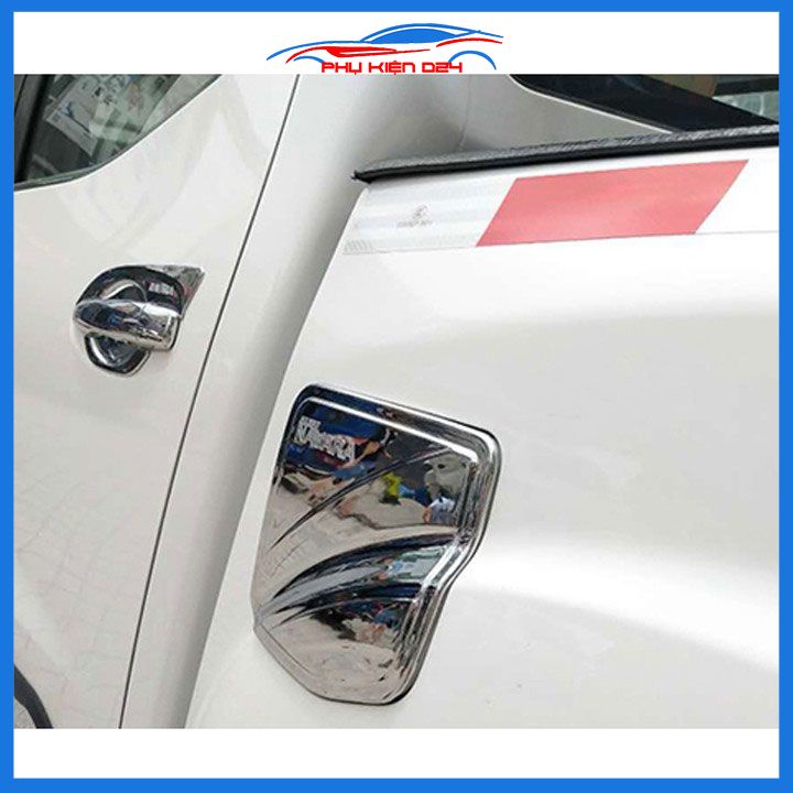 Ốp nắp bình xăng Navara 2015-2016-2017-2018-2019-2020-2021 mạ crom chống trầy trang trí ô tô