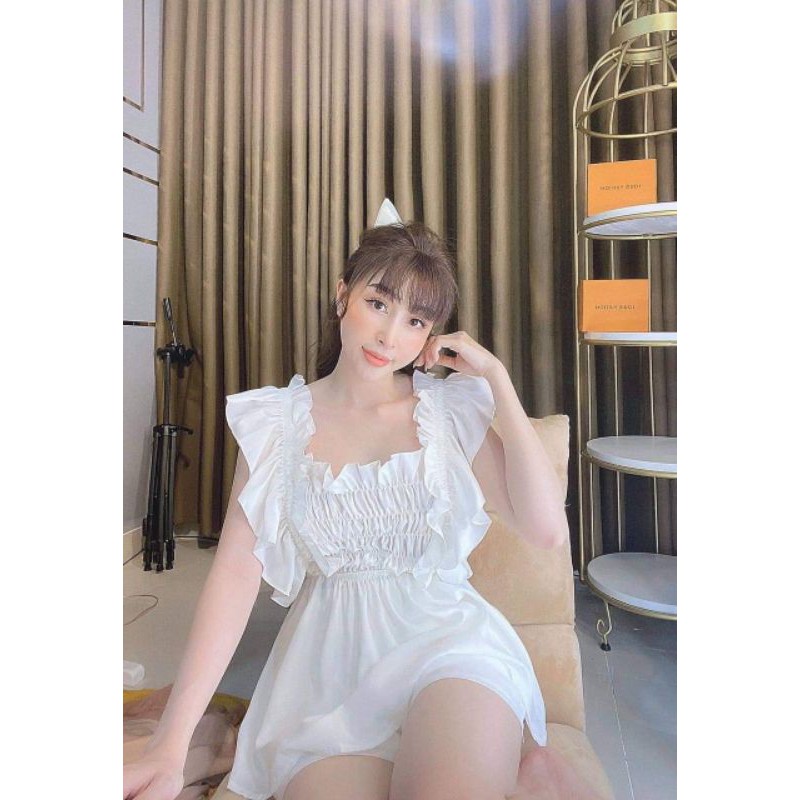 Set áo peplum viền bèo hai bên kèm quần short, style nhẹ nhàng dễ thương
