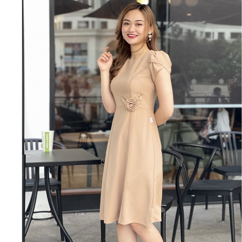 Đầm công sở dáng suông Basic phù hợp nhiều lứa tuôi Emvy K39 | BigBuy360 - bigbuy360.vn