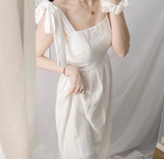 ĐẦM TRẮNG HAI DÂY ĐUÔI CÁ (KÈM HÌNH THẬT)