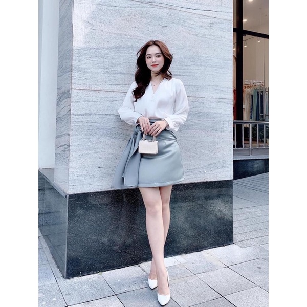 ÁO SƠ MI LỤA DÀI TAY CỔ V