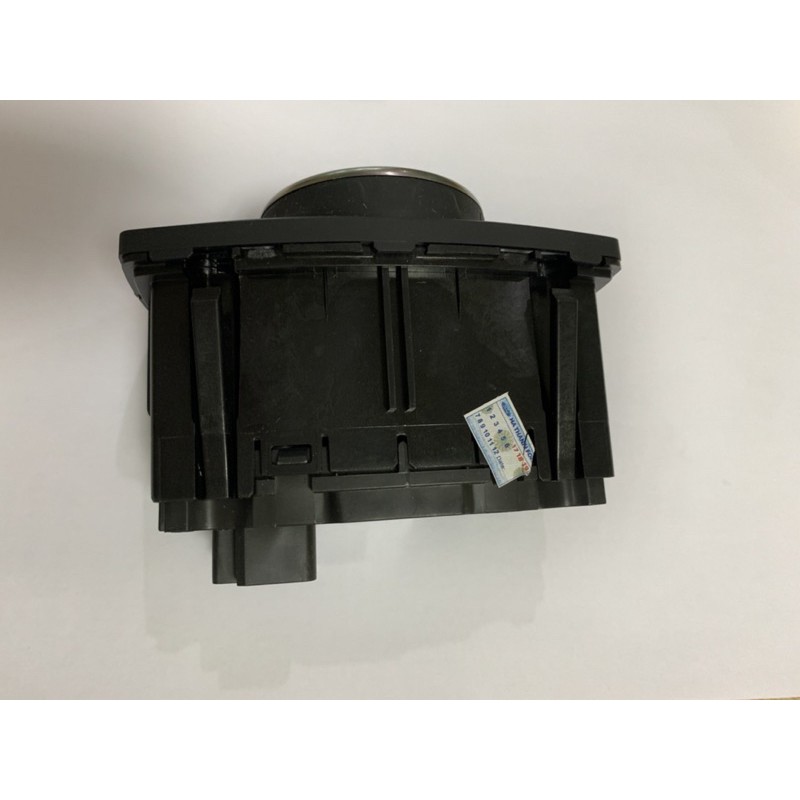 Công tắc chỉnh đèn pha Ford Ranger trên táp lô