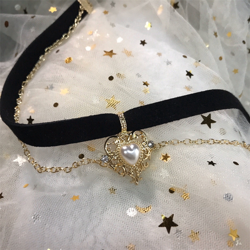 Vòng Cổ Choker Vải Nhung Mặt Hình Trái Tim Phong Cách Retro