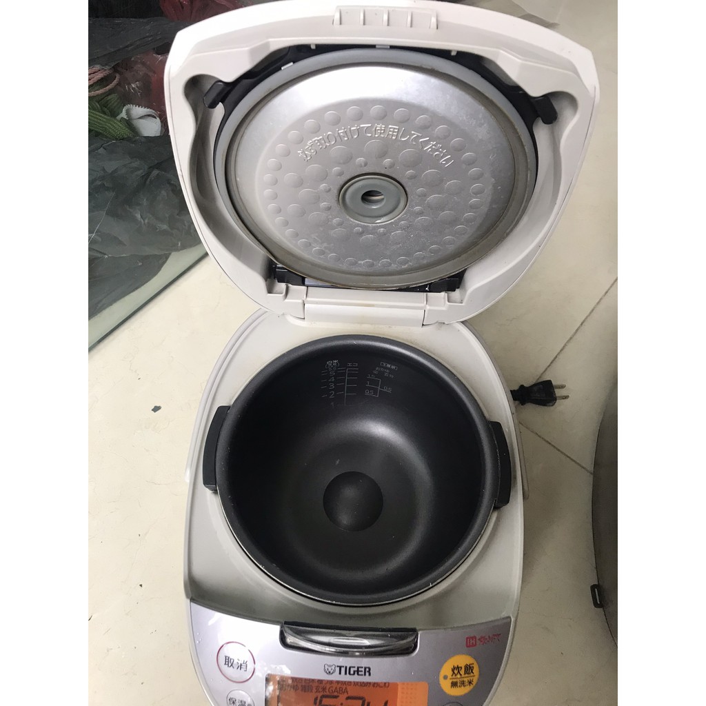 Nồi cơm cao tần Tiger 1.0l JKT-B100 đời 2013 | BigBuy360 - bigbuy360.vn