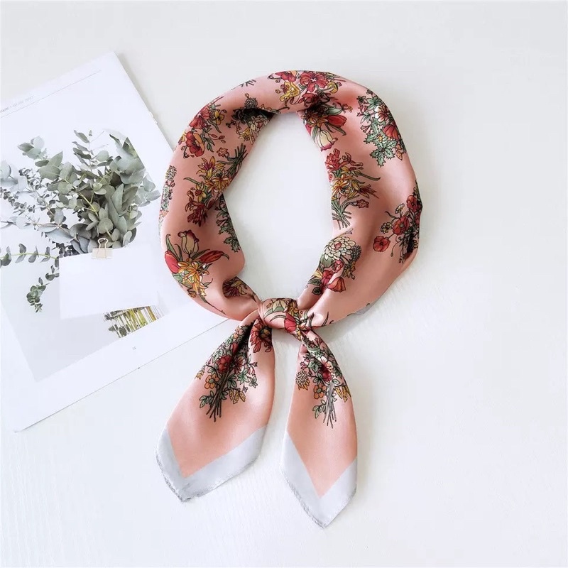 Khăn turban lụa vuông bandana cột áo yếm in hoa văn hoa - Maben