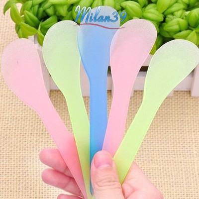Thìa Đắp Mặt Nạ Loại Xịn