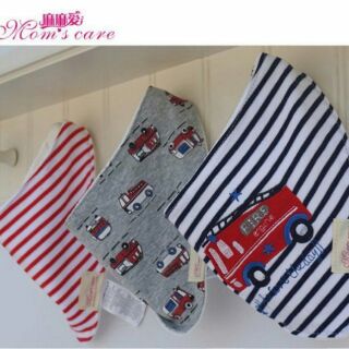 Sét 3 yếm MOMCARE cho bé