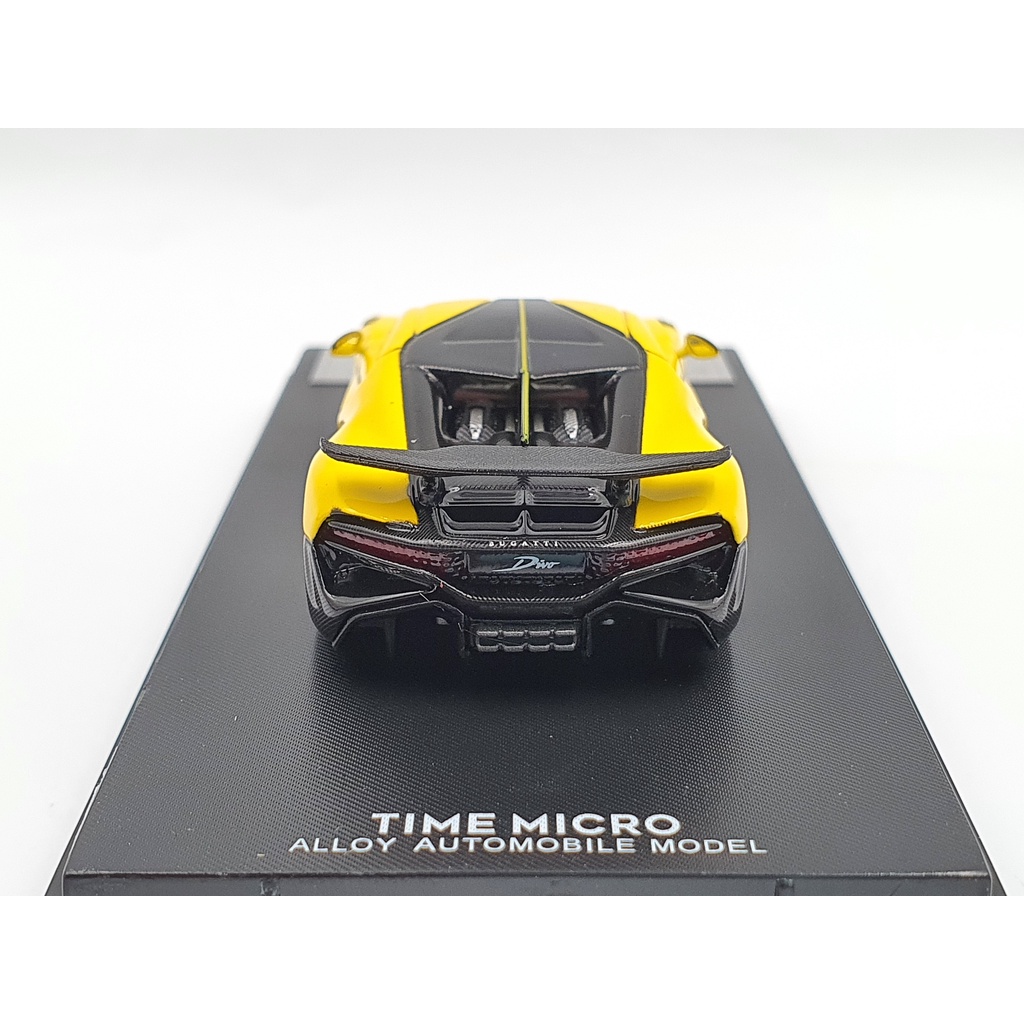 Xe Mô Hình Bugatti Divo 1:64 Bburago ( Vàng )