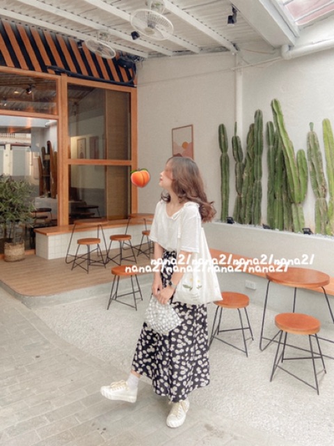 Chân váy hoa cúc | BigBuy360 - bigbuy360.vn