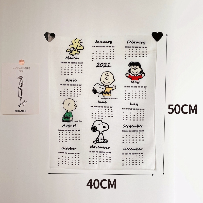 Lịch Vải Treo Tường Trang Trí Hình Chú Chó Snoopy Đáng Yêu 2021