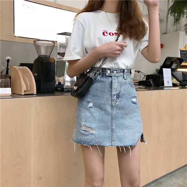 Chân váy bò rách, chân váy chữ A 2 cúc WANAWEAR chất jean mềm đẹp [TẶNG GƯƠNG & TÚI THƠM] | BigBuy360 - bigbuy360.vn