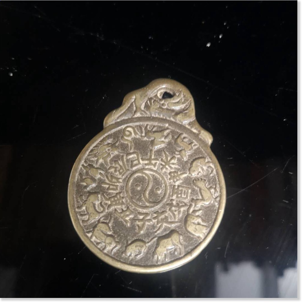 Đồ cổ đau khổ đồng nguyên chất Cung hoàng đạo Trung Quốc chi tiền đồ trang trí huy chương đồng tiền đồng để đảm bảo an t