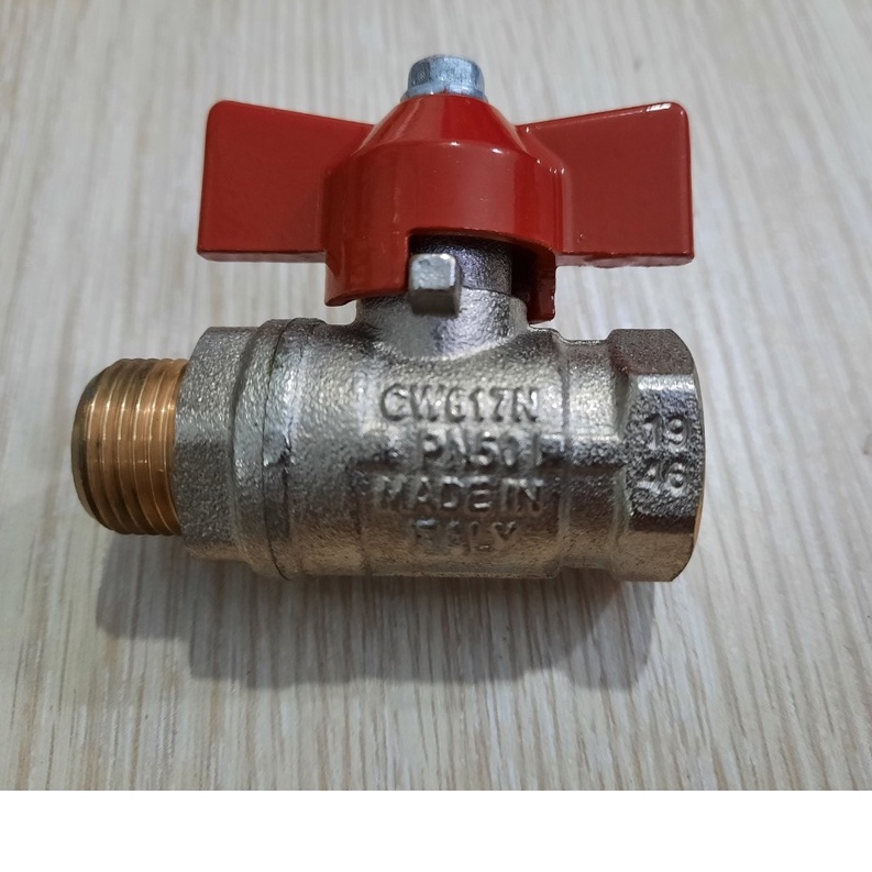 Van bi tay bướm đồng 1 đầu ren ngoài 1 đầu ren trong Itap.093 Italy áp lực 50kg