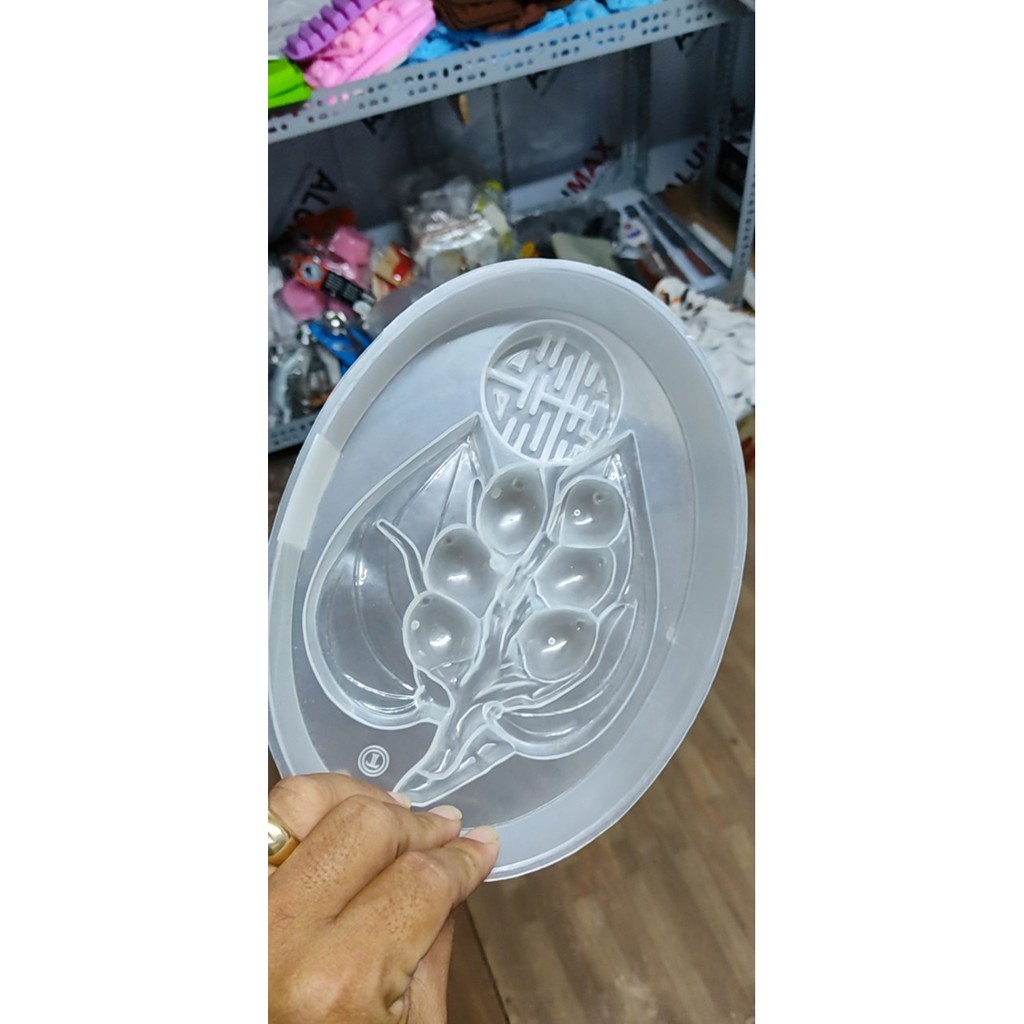 KHUÔN RAU CÂU NHỰA OVAL HÌNH TRẦU CAU SONG HỶ 22 CM