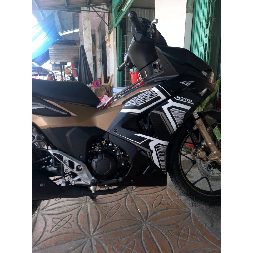 Tem Rời Winner X V3 2022 mẫu RS150 màu đen trắng xám