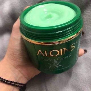 Kem dưỡng lô hội của nhật