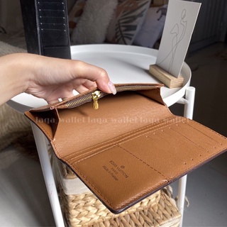 Ví gập dáng đứng - wallet new