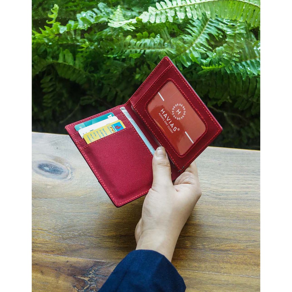 [Mã FAMALLT5 giảm 15% đơn 150k] Ví Vải Modern Fabric Vertical Wallet HAVIAS _ Xanh Rêu Đen