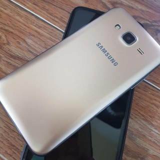 nghuyĐiện thoại samsung galaxy j5 (500) mới tinhNk032