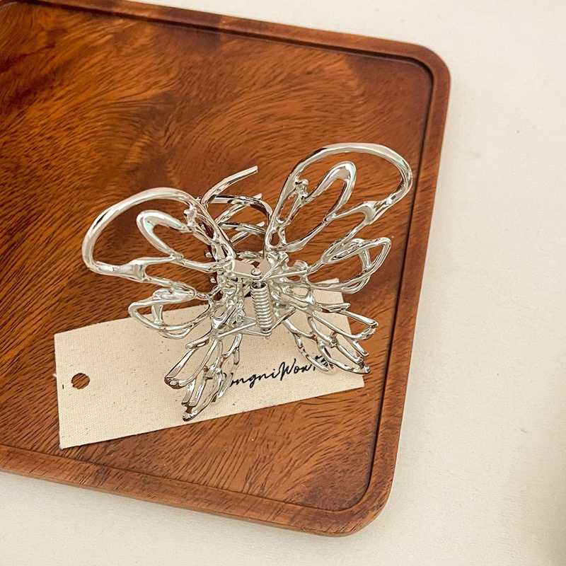 Kẹp Tóc Hình Bướm Bằng Kim Loại Màu Bạc Phong Cách Hàn Quốc Cho Nữ