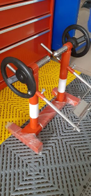 Giá rút căm, cân vành xe máy