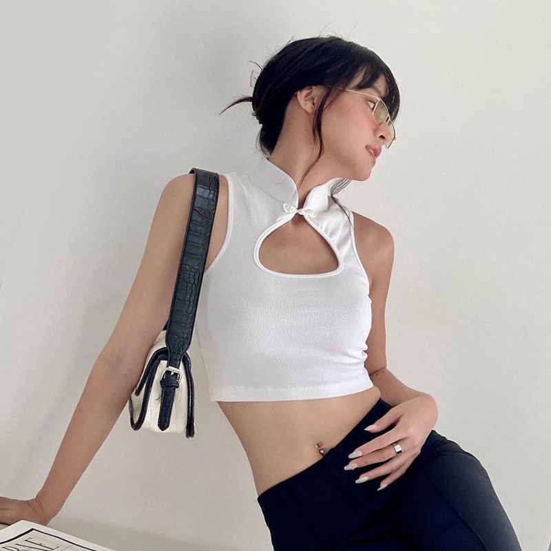 [Augustcloth] Áo croptop khoét ngực không tay phong cách Hàn Quốc