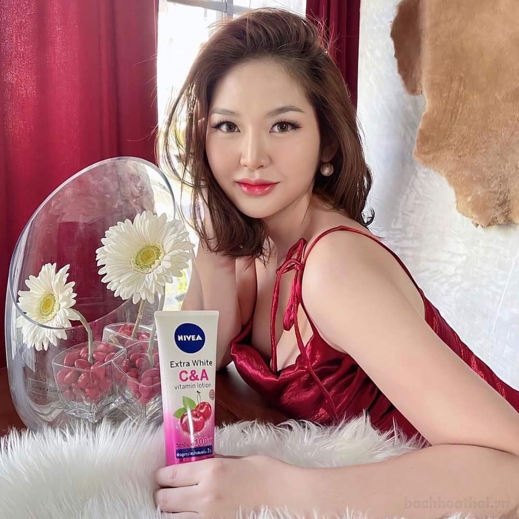 Sữa dưỡng thể ƙích trắŉg da chốnǥ nắng Nivea Extra White vıtamın Lotion Thái Lan