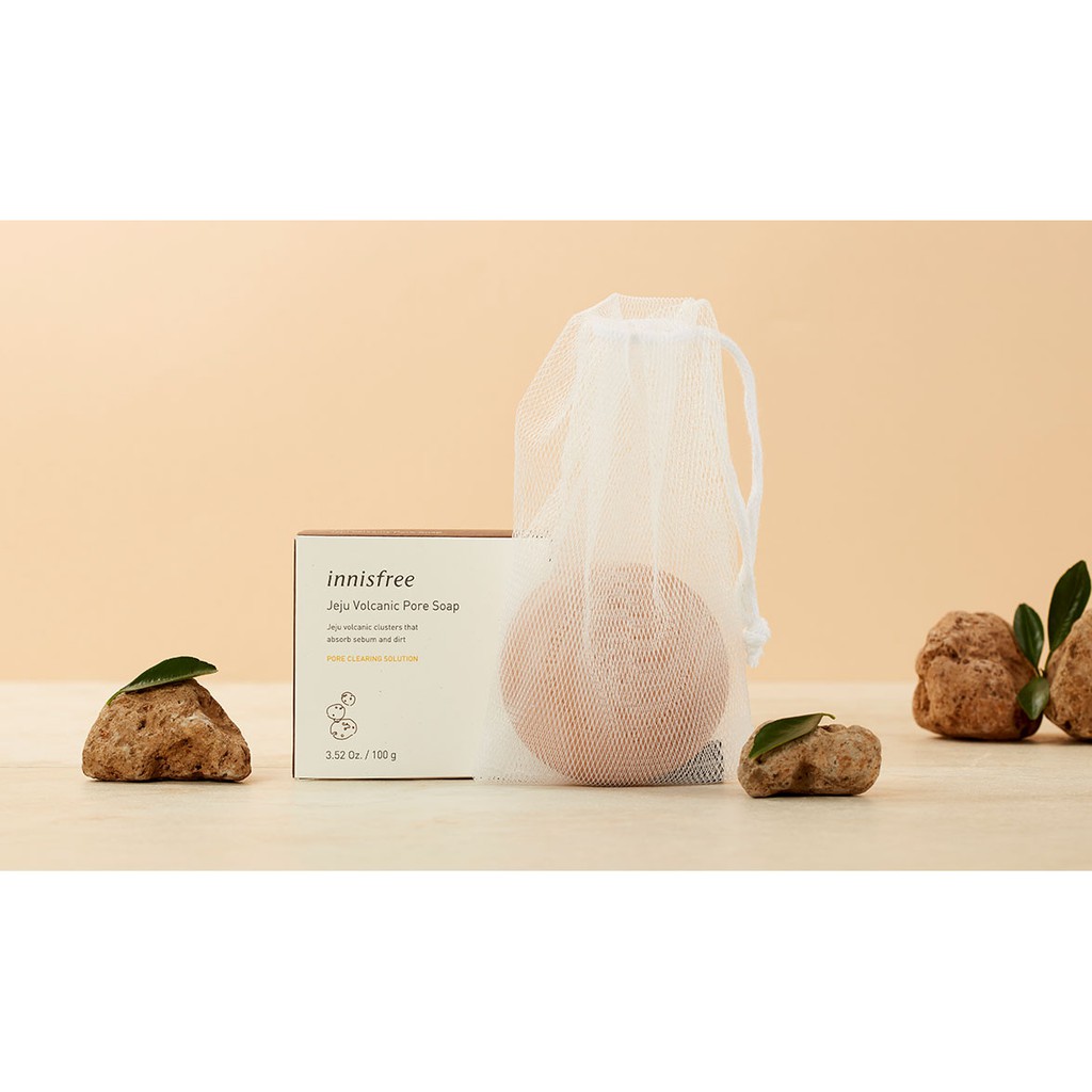 Xà phòng rửa mặt Innisfree tro núi lửa Hàn Quốc Innisfree Jeju Volcanic Pore Soap 100g (Shop Bunny Beans)