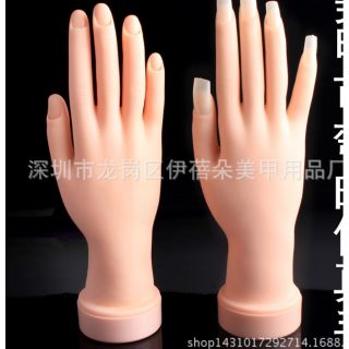 Bàn tay giả làm nail silicon