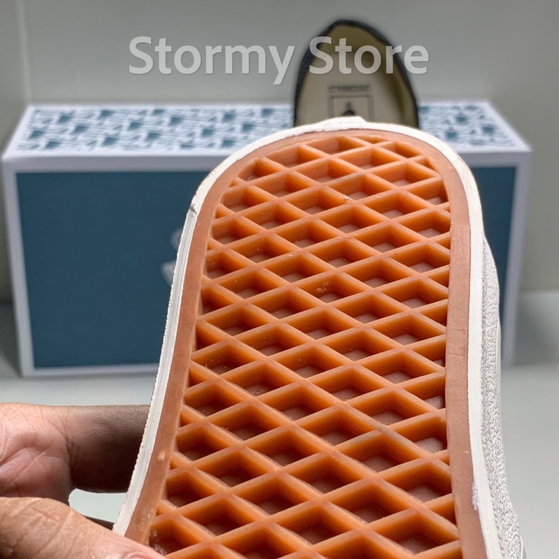 Giày  Đen Classic Thắt Dây Thể Thao Nam Nữ chuẩn 1:1