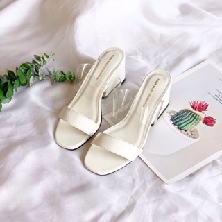 Guốc đế xuồng quai trong