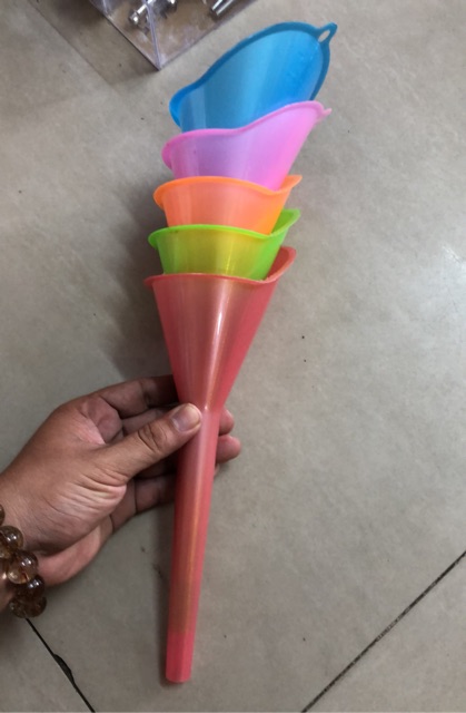 Phễu đổ nhớt xe máy chuyên nghiệp ,phễu thay nước làm mát