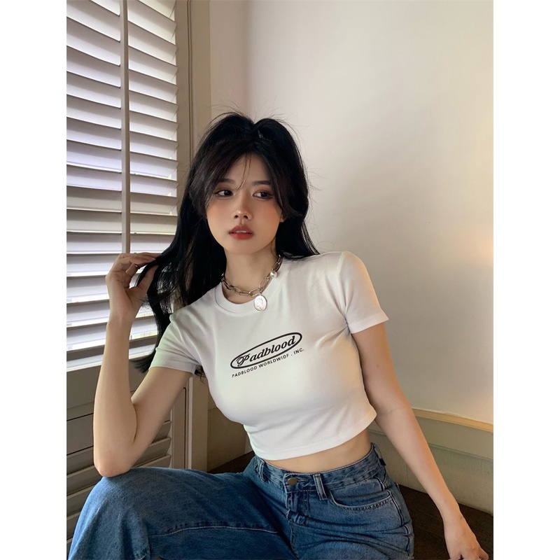 QKOOLE Áo thun croptop nữ  cổ tròn in họa tiết thời trang