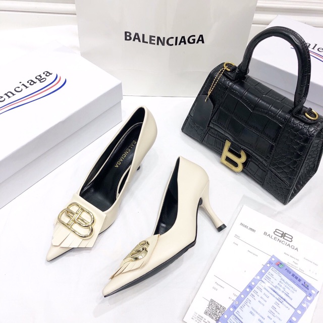 Giày cao gót bb Kỳ Duyên, Ngọc Trinh