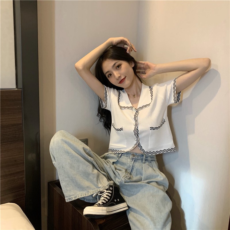 Áo Croptop Tay Ngắn, Có Viền, Áo Thun Cổ Sen Phong Cách Retro Hàn Quốc HH036