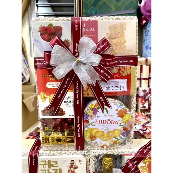 (Hình tự chụp 100%) Giỏ Quà Tết Bánh Kẹo Nhập Khẩu Chính Hãng Có VAT Ship Hoả Tốc | BigBuy360 - bigbuy360.vn