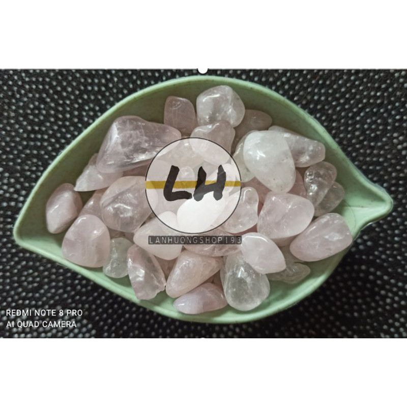 Vụn đá Thach anh Hồng cho thanh tẩy Tarot