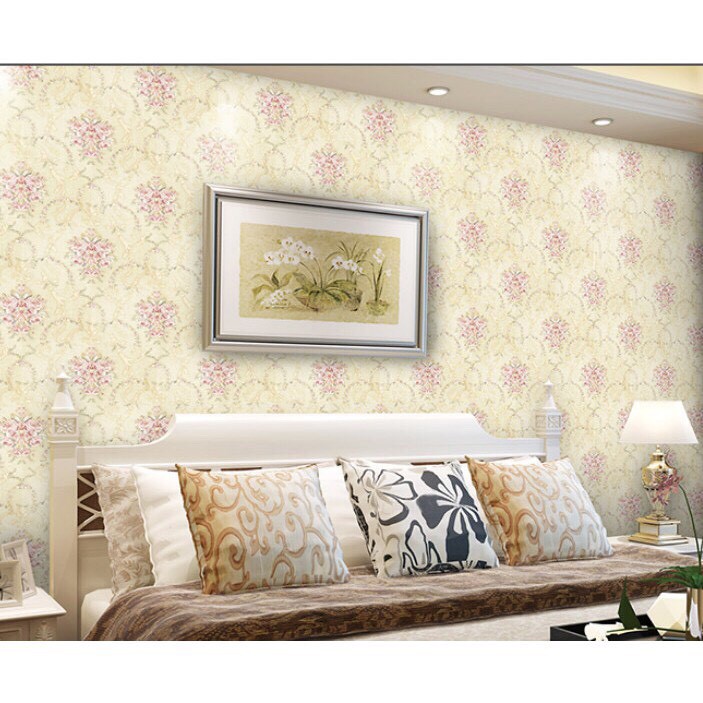 Cuộn 1M PVC giấy dán tường  - CHÙM HOA CHÂU ÂU NỀN VÀNG GR024