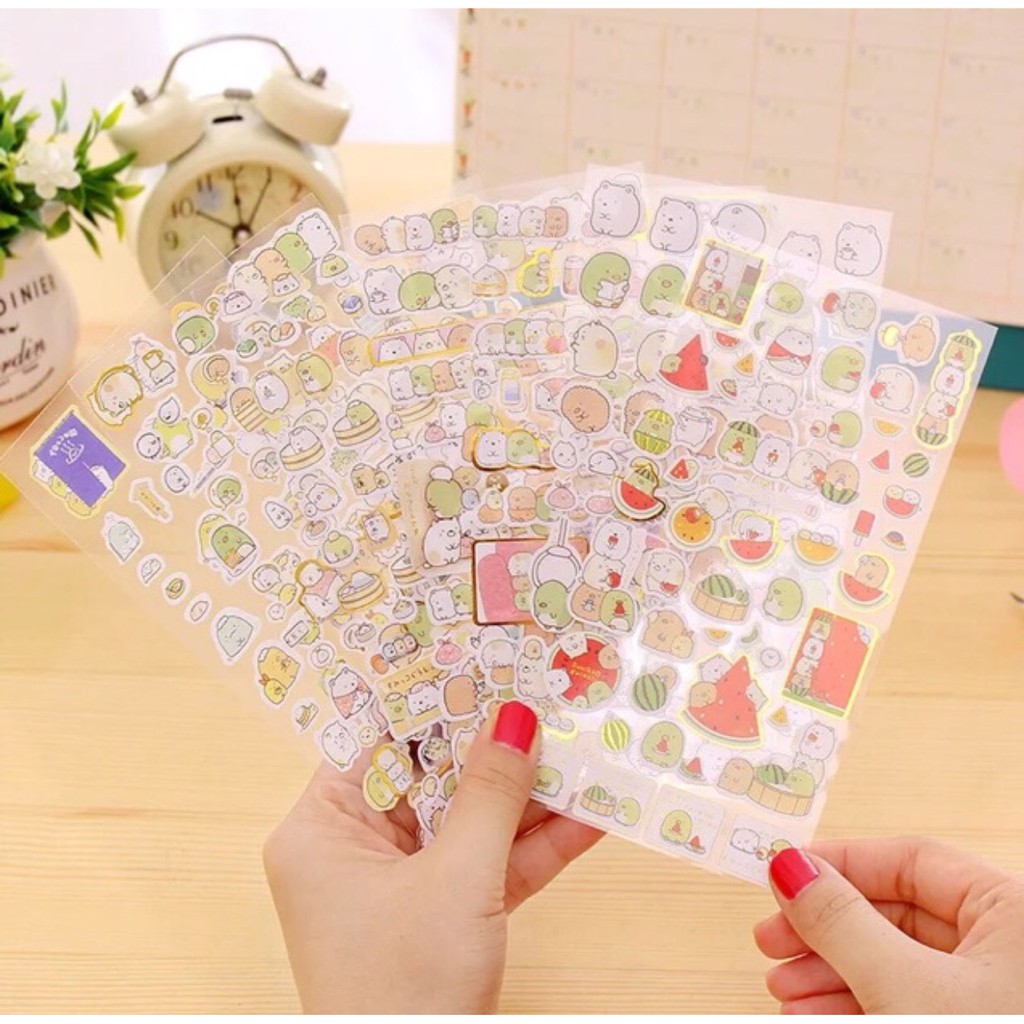 Gương Để Bàn Tặng Sticker pilu soi trang điểm bằng nhựa có chân trong suốt GUONGVPP04