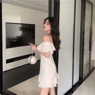 Đầm, váy trắng đuôi cá Rose
