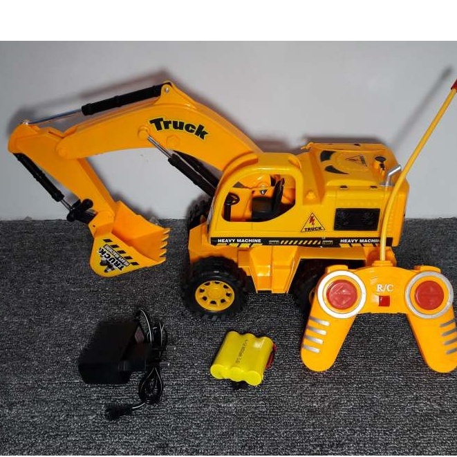 Xe công trình cào đk có sạc Xe đồ chơi công trình, xe múc điều khiển từ BC1011